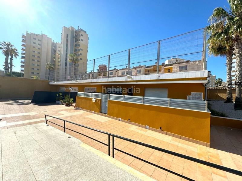 Foto e924f25e-887a-4abe-a6ba-e35cd3a2e09b. Geschäftsraum in avenida del puerto 12 in Puerto Deportivo Guardamar del Segura