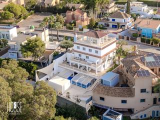 Chalet in Calle juan ramón jiménez 6