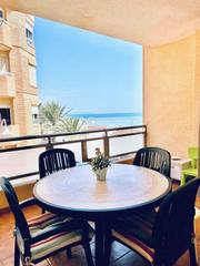 Apartament a Pueblo. Piso de 3 dormitorios en la playa central