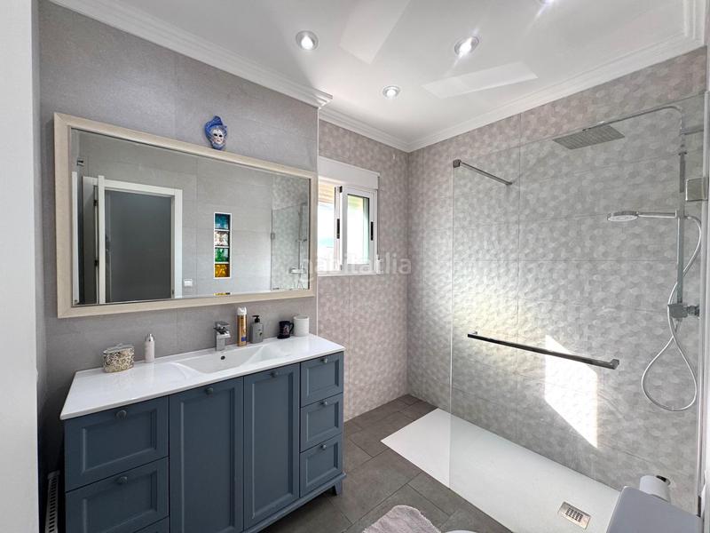 Foto 64e46f19-659f-43f9-bf4f-89e162de7887. Chalet avec chauffage parking piscine dans El Moncayo - El Pòrtic Guardamar del Segura