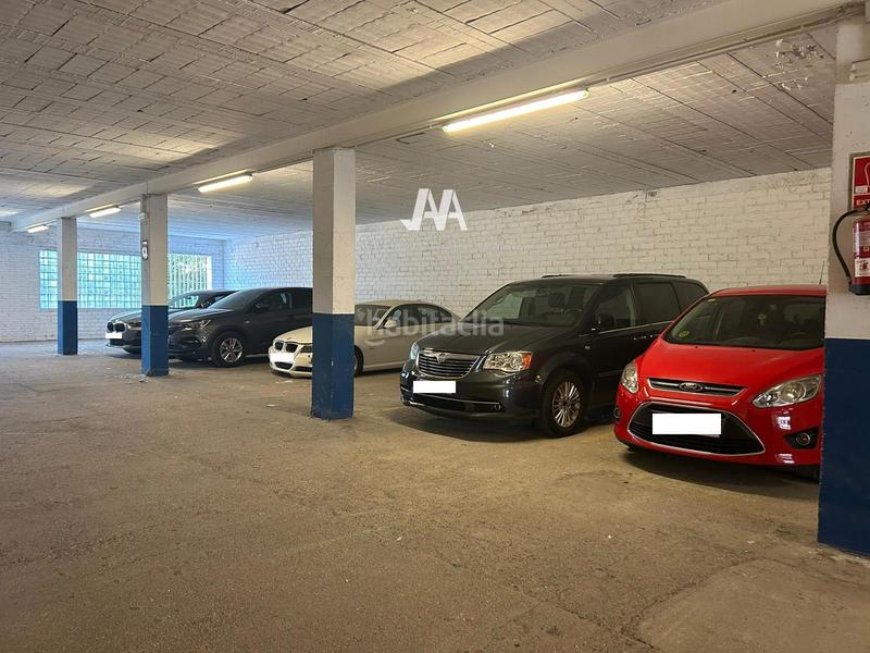 Foto 9ab136a9-aa95-43d4-8928-45c101cd6477. Parking voiture dans Llevant Igualada