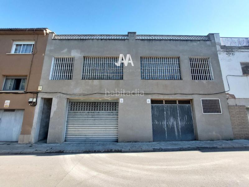 Foto b6281e16-a7c8-423f-af58-24d11006335c. Parking voiture dans Llevant Igualada