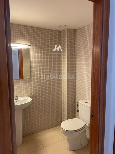 Foto 27ed6a5c-38ad-401e-8d88-3c816d3824f6. Locale commerciale in Capellades