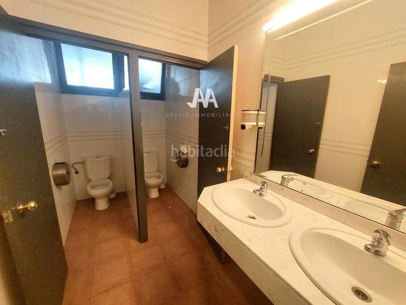 Foto f6545ca0-540d-4046-8f37-5cd70e09de23. Affitto locale commerciale in Torre de Claramunt (La)