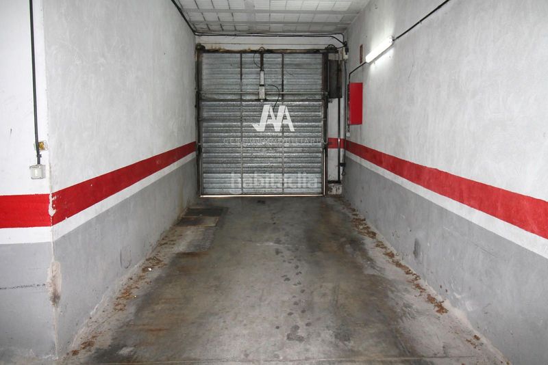 Foto 8d637829-1a91-4014-b53f-76e62a3b93f3. Aparcament cotxe a Òdena