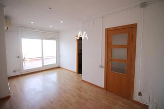 Àtic a Poble Sec. Ático y trastero en venta en zona poble sec  igualada Àtic a Poble Sec. Ático y trastero en venta en zona poble sec  igualada