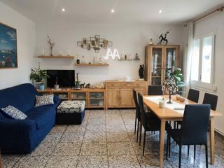 Pis a Poble Sec. Piso con trastero en venta zona xipreret  igualada