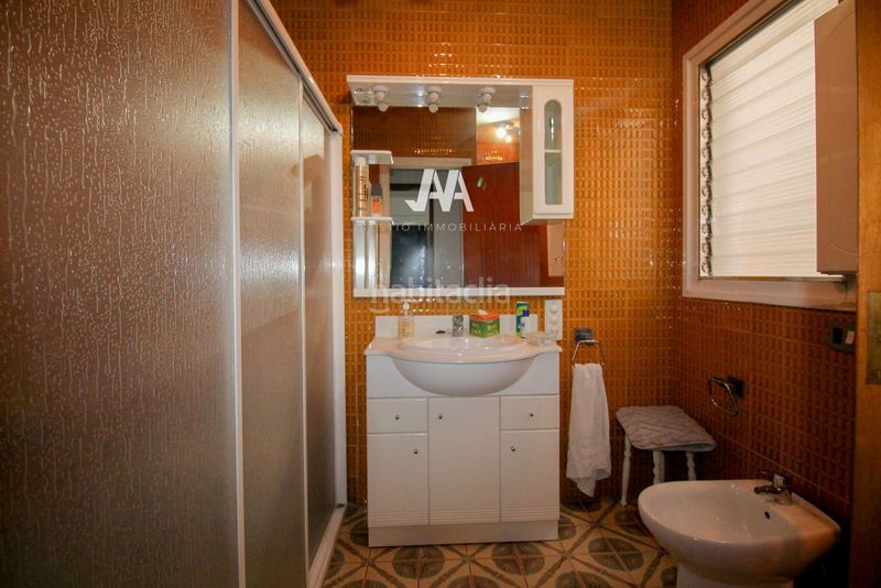Foto ca3d1c7b-5469-42c9-adf8-1aafb07e94f2. Casa adossada amb calefacció aparcament a Vilanova del Camí