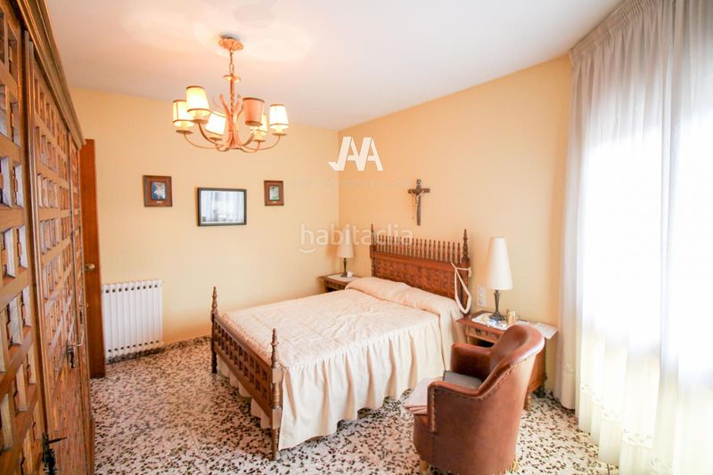 Foto f32c2540-b923-4d7d-a447-9f0bcae5e22a. Casa adossada amb calefacció aparcament a Vilanova del Camí