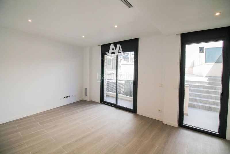 Foto 58db36c7-7911-40ad-81f4-dd3f0e3e8e73. Duplex avec chauffage parking dans Poble Sec Igualada