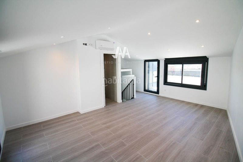 Foto 5759ffaf-9dfb-42d4-af06-5a6477baa6eb. Dúplex amb calefacció aparcament a Poble Sec Igualada