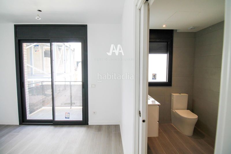 Foto 191fb2f3-7760-4b61-9032-03a0c060764b. Duplex con riscaldamento parcheggio in Poble Sec Igualada