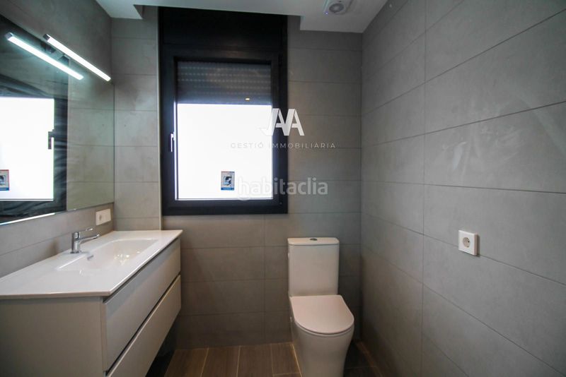 Foto 32c13853-d123-45c3-a1ca-87ac596f9375. Duplex con riscaldamento parcheggio in Poble Sec Igualada