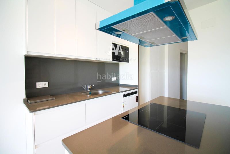 Foto 9a75cc71-bc05-49d9-ab09-bb36d84f0c08. Duplex con riscaldamento parcheggio in Poble Sec Igualada