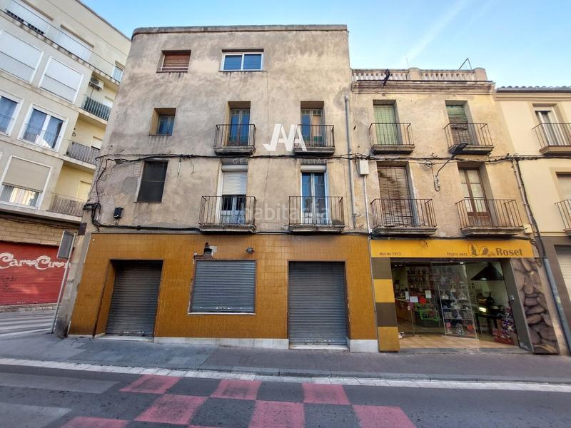 Foto a44d3422-6eb1-45d9-b04d-f09de55ea9c8. Edifici a Centre Igualada