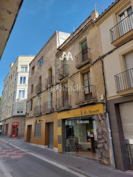Foto c7b87105-1ade-4d2b-91ea-7110945523c9. Edifici a Centre Igualada