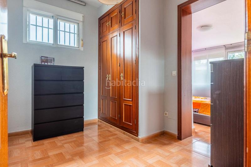 Foto 0f73b550-1b1d-405c-b56d-e51117767284. Xalet amb xemeneia calefacció aparcament piscina a Montequinto