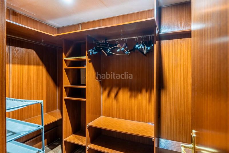 Foto 428fadfc-ac3b-40e3-8a3a-a082817a518e. Xalet amb xemeneia calefacció aparcament piscina a Montequinto