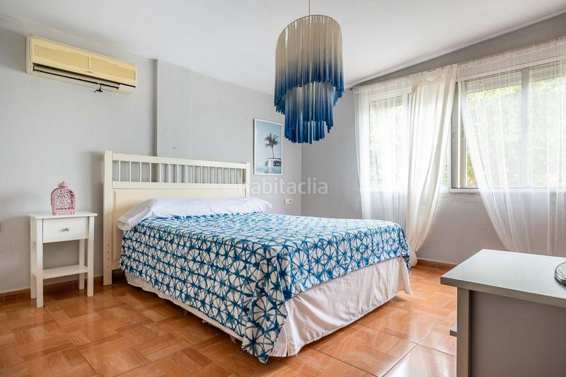 Foto 4597685b-0fdf-4613-ac2f-8c040590acd1. Xalet amb xemeneia calefacció aparcament piscina a Montequinto