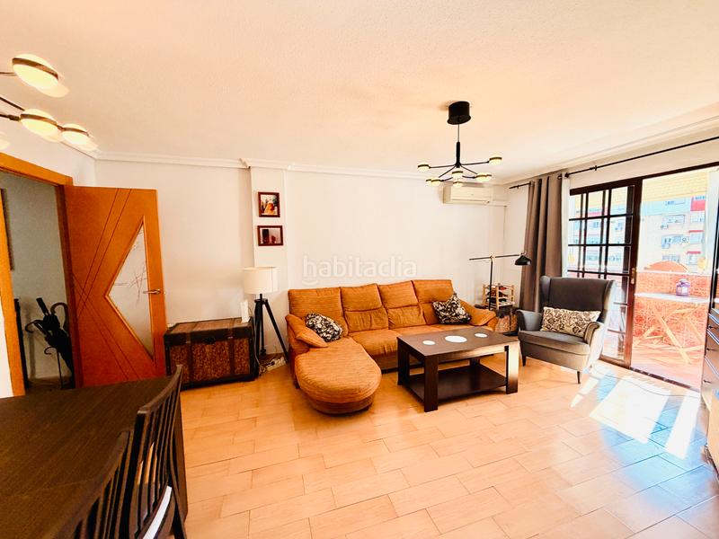 Foto 19a579e7-9473-487c-8ea5-3bf86e8276e0. Appartamento con piscina in Sta. Aurelia - Cantábrico - Atlàntico - La Romería Sevilla