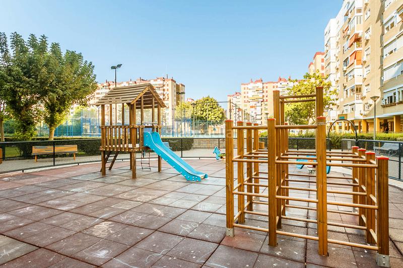Foto 31ebd9aa-e49b-4d4b-a76a-54714a8e362f. Appartamento con piscina in Sta. Aurelia - Cantábrico - Atlàntico - La Romería Sevilla