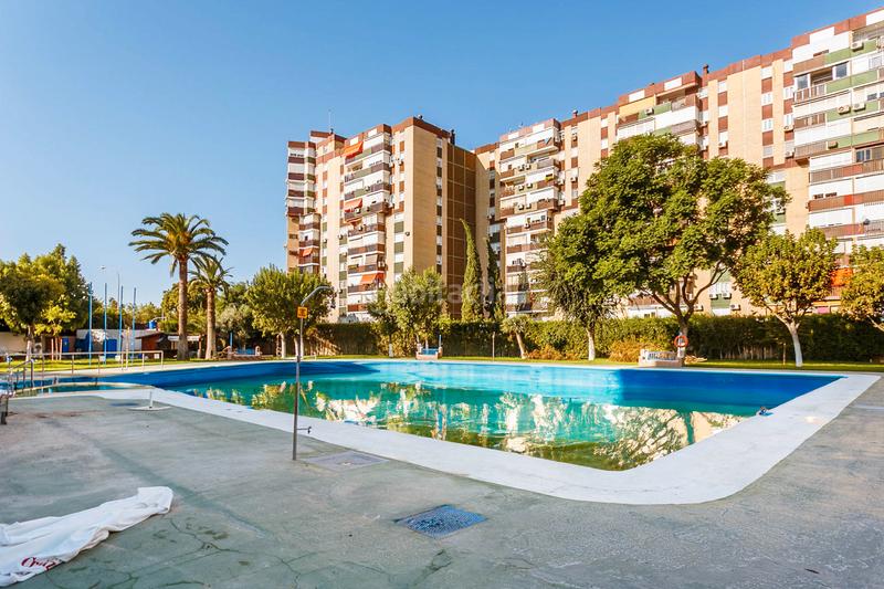 Foto 8a972b75-014d-430b-a87f-f2d669bc4890. Appartamento con piscina in Sta. Aurelia - Cantábrico - Atlàntico - La Romería Sevilla