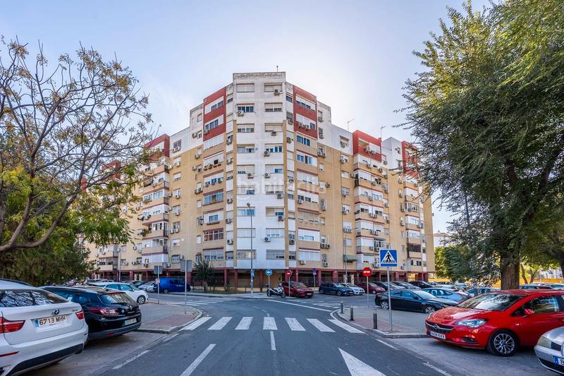 Foto df983fd6-8fcc-4b37-9098-668d373fe2f3. Appartamento con piscina in Sta. Aurelia - Cantábrico - Atlàntico - La Romería Sevilla