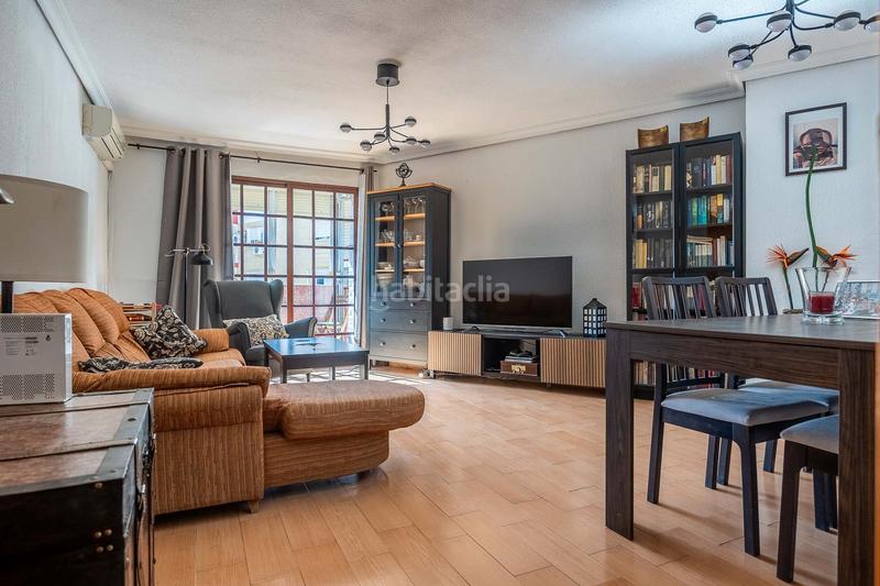 Foto efd56212-049e-4a74-9939-4bec9123ee2b. Appartamento con piscina in Sta. Aurelia - Cantábrico - Atlàntico - La Romería Sevilla