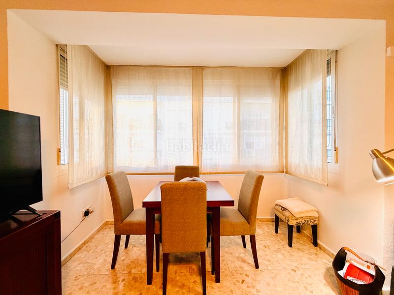 Foto a53a8121-344d-4154-931a-26413c5841f7. Pis a Triana Oeste Sevilla