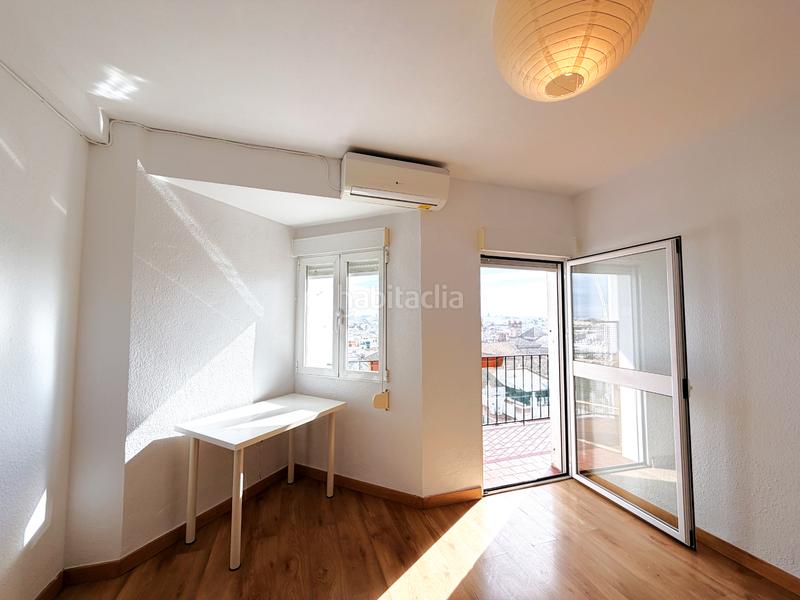 Foto 7df92ff6-17eb-49c5-a7de-02750f5671ca. Lloguer pis a San Vicente Sevilla