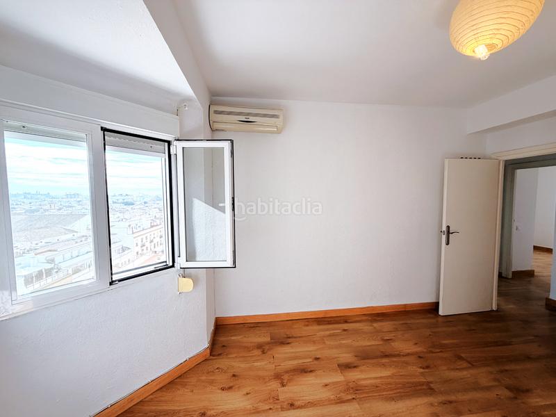 Foto 561022b2-ad38-4deb-a6e0-4c48c57498c5. Miete etagenwohnung in San Vicente Sevilla