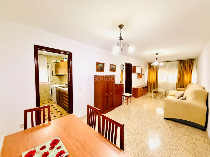 Foto 2350dbea-ae4d-49a6-bb66-c308cda5c8e2. Rent flat in Centro Montequinto