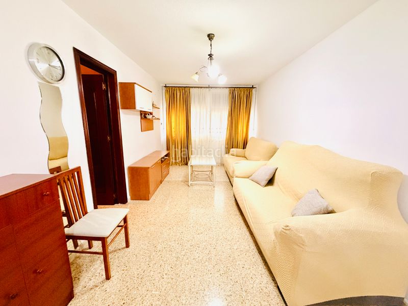 Foto 4756ba68-0227-4e57-ac1a-f39bb39db541. Rent flat in Centro Montequinto