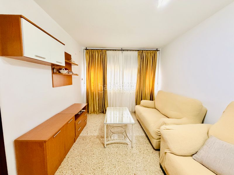 Foto 669a8cc2-34f2-4d5f-a900-bc601666f4ec. Rent flat in Centro Montequinto