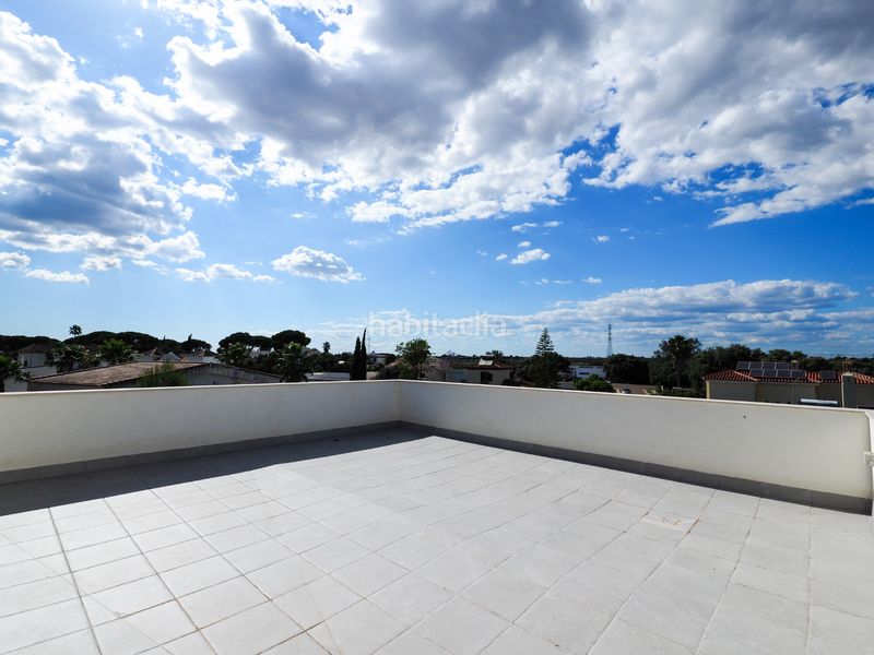 Foto 18b2d128-9e0f-4320-9ab1-b9277094d5f8. Xalet amb piscina a Bollullos de la Mitación