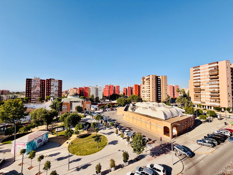Foto d1373d55-287c-4a85-93d5-37e9fdf58f78. Pis amb calefacció piscina a Avenida de Europa Montequinto