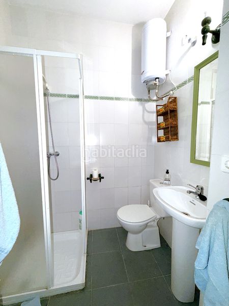 Foto 1f78510e-e56d-4f17-bf4e-225212fecf22. Casa adossada amb xemeneia a Zafra