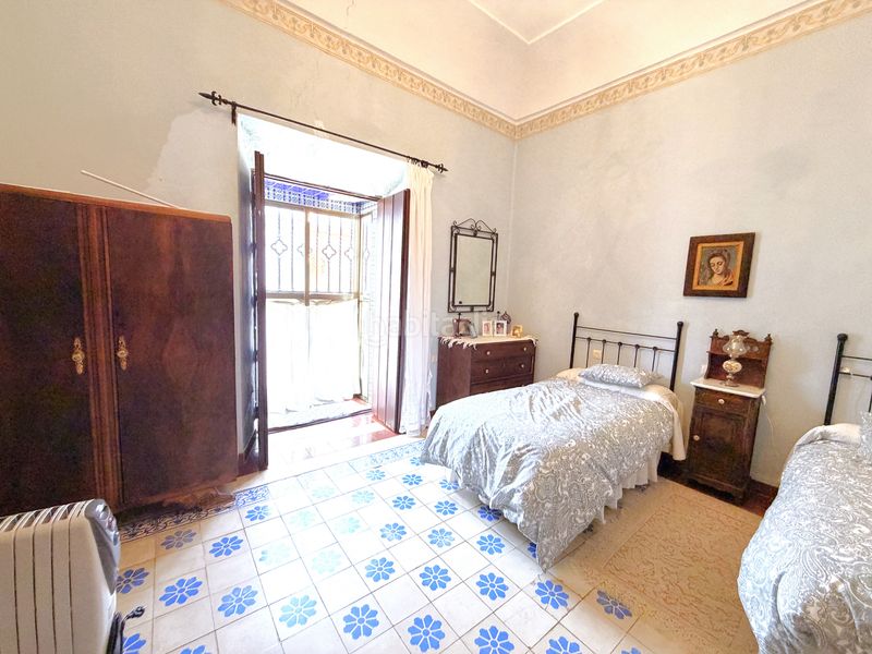 Foto 6fa45beb-49b6-4324-83b0-b6487f029be6. Casa adossada amb xemeneia a Zafra