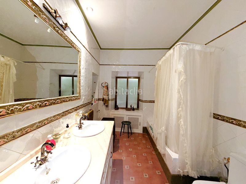 Foto b379a59f-59bb-428d-a921-3275236008f6. Casa adossada amb xemeneia a Zafra