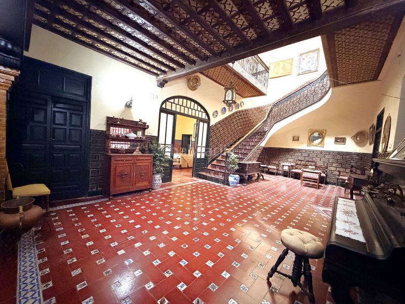 Foto dd4c044a-4c11-4130-8ac7-73ba978fff8e. Casa adossada amb xemeneia a Zafra