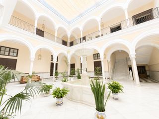 Pis  Calle san vicente. ¡espectacular vivienda señorial en el centro de sevilla!
