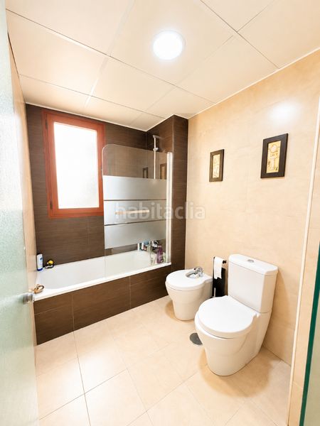Foto 1d1da12a-0651-4595-a671-2bdd7cdaa7e3. Pis amb aparcament piscina a El Cano - Los Bermejales Sevilla