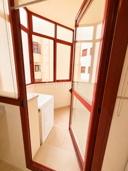Foto b0fdaf74-99fc-4237-84a5-b5c817029bd2. Pis amb aparcament piscina a El Cano - Los Bermejales Sevilla