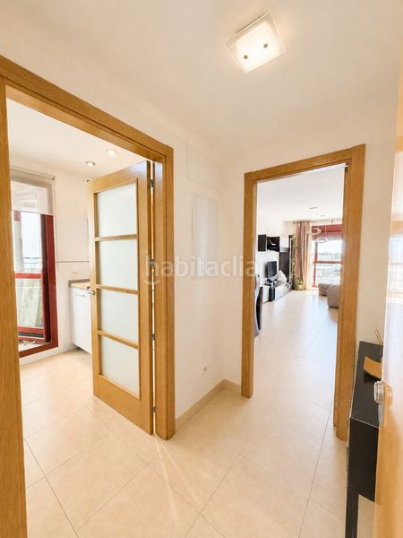 Foto cb545ffc-7558-44a4-944c-76e6b07135a9. Pis amb aparcament piscina a El Cano - Los Bermejales Sevilla