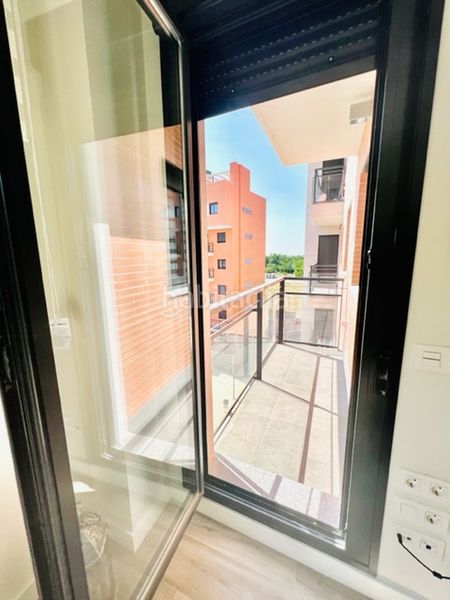 Foto 3ea8ef38-ad53-4a6b-905a-07d224c2f4c9. Appartamento con parcheggio piscina in zona nueva Camas - marcelino camacho Camas
