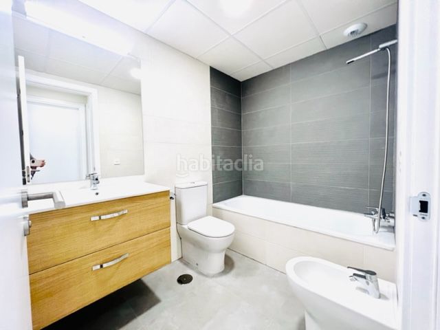 Foto bf15568e-e052-45e6-a19c-50f1a676a696. Appartamento con parcheggio piscina in zona nueva Camas - marcelino camacho Camas