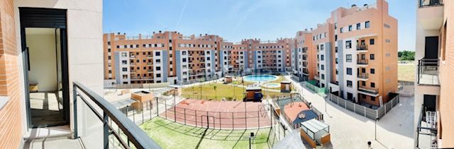 Foto eceb946a-b878-4f5f-8c4f-5d5ca5df29a1. Appartamento con parcheggio piscina in zona nueva Camas - marcelino camacho Camas