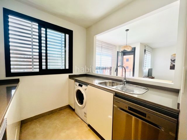 Foto f12a4979-1351-42c9-b129-e140a9fb51dc. Appartamento con parcheggio piscina in zona nueva Camas - marcelino camacho Camas