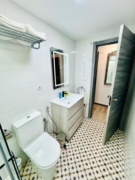 Foto a08d76b4-34fc-426f-b71a-60b5c0eac439. Location appartement avec cheminée chauffage dans Triana Este Sevilla