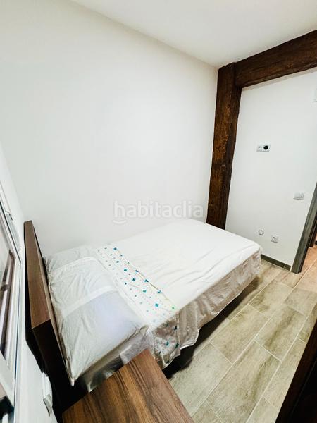 Foto fe0261a8-3761-4154-bd42-633d33ace20e. Location appartement avec cheminée chauffage dans Triana Este Sevilla